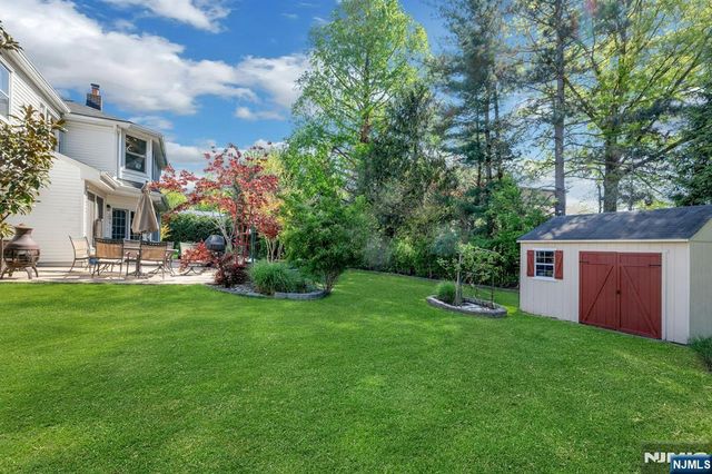 10 Ronald Terrace, Springfield, NJ 07081
