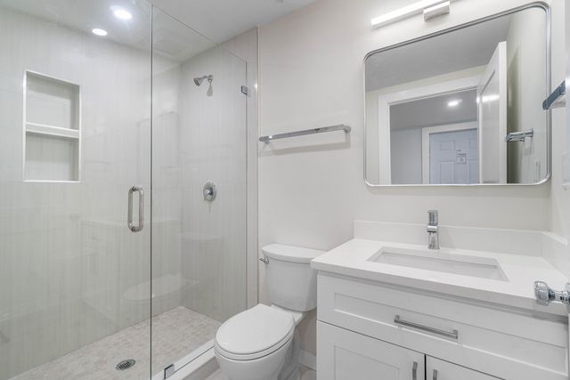 325 SW 8TH Avenue, Delray Beach, FL 33444