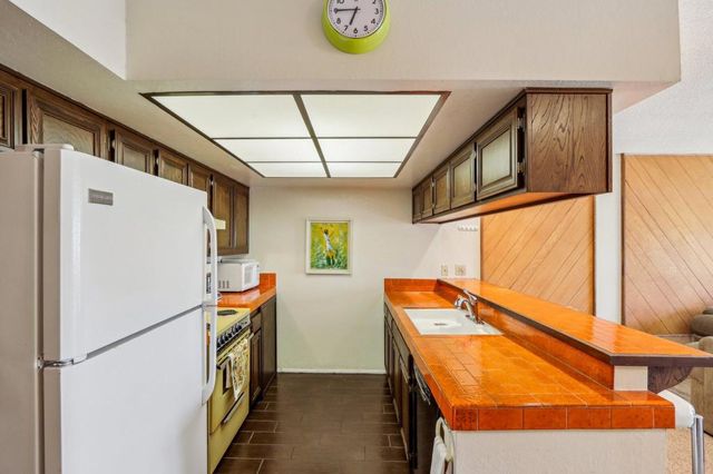 1655 E Palm Canyon Drive 114, Palm Springs, CA 92264