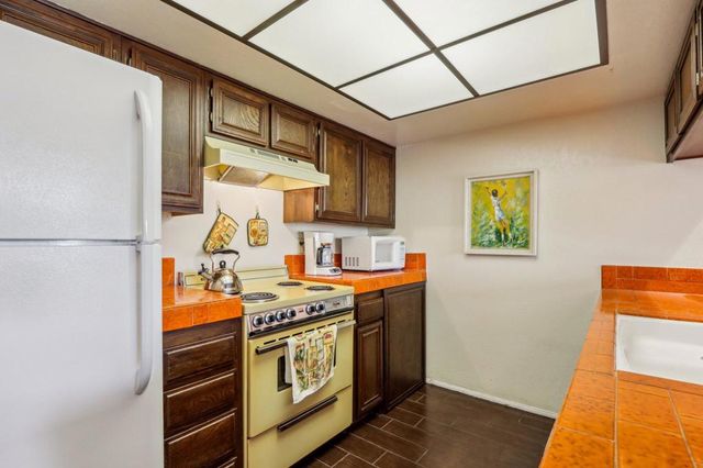 1655 E Palm Canyon Drive 114, Palm Springs, CA 92264