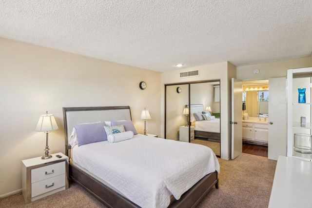 1655 E Palm Canyon Drive 114, Palm Springs, CA 92264