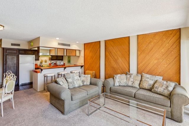 1655 E Palm Canyon Drive 114, Palm Springs, CA 92264