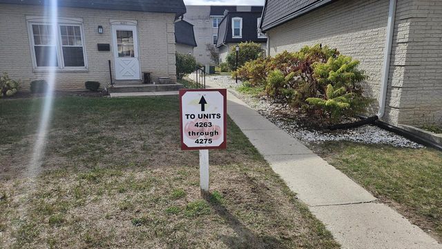 4273 W Cherrywood LANE, Brown Deer, WI 53209