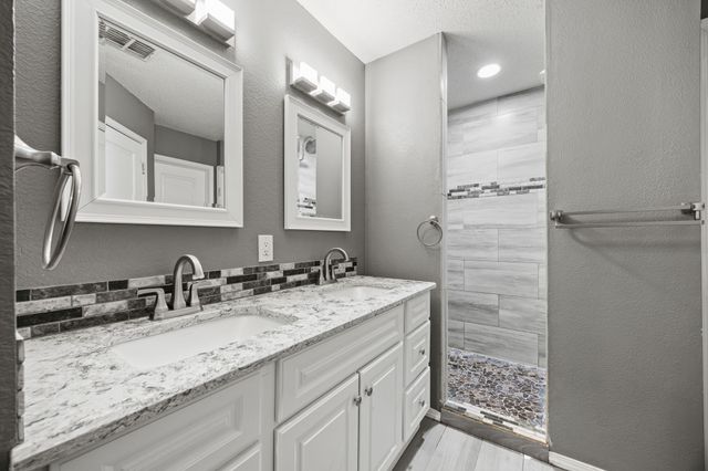 2501 Eastwood Drive, Rockwall, TX 75032