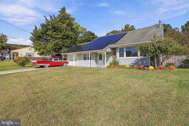 15 ALDEN RD, Blackwood, NJ 08012