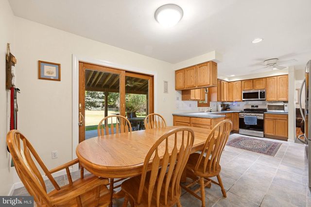 15 ALDEN RD, Blackwood, NJ 08012