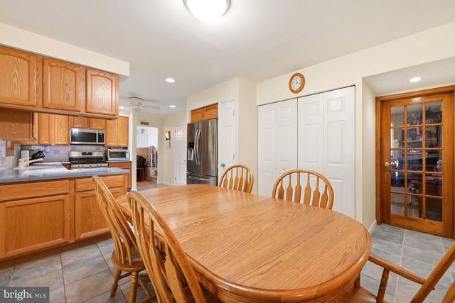 15 ALDEN RD, Blackwood, NJ 08012