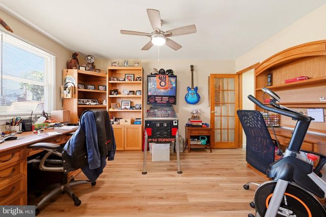 15 ALDEN RD, Blackwood, NJ 08012