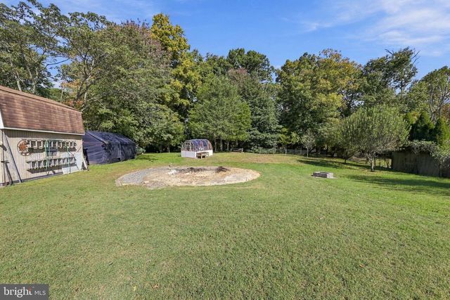15 ALDEN RD, Blackwood, NJ 08012