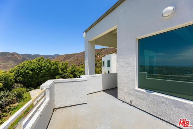 6081 Cavalleri Road, Malibu, CA 90265