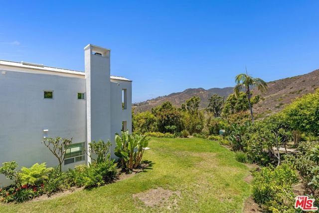 6081 Cavalleri Road, Malibu, CA 90265