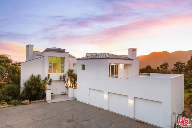 6081 Cavalleri Road, Malibu, CA 90265