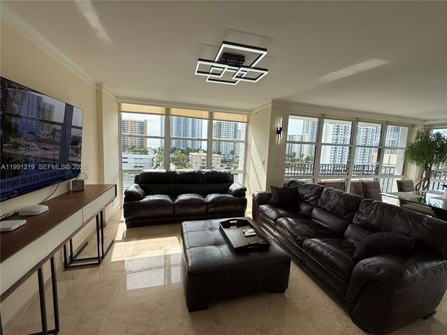 1000 Parkview Dr 720, Hallandale Beach, FL 33009