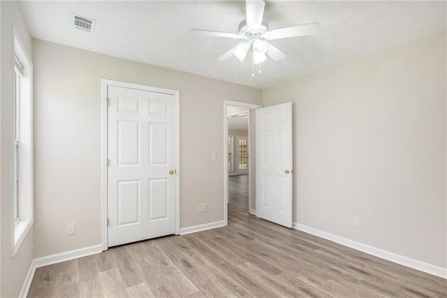 6103 Portsmouth Drive, Flowery Branch, GA 30542