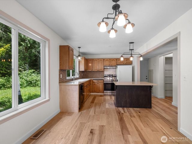 22288 NE Woodinville Duval Road, Woodinville, WA 98077