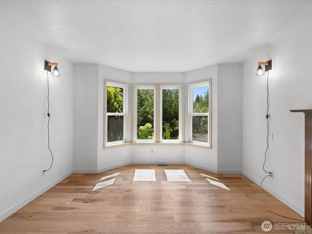 22288 NE Woodinville Duval Road, Woodinville, WA 98077
