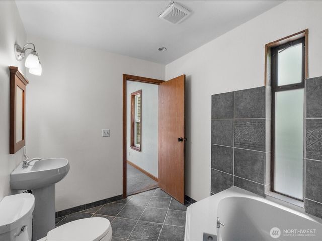 22288 NE Woodinville Duval Road, Woodinville, WA 98077