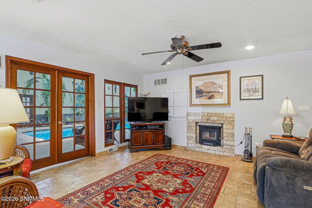 4107 Sotol Drive, Las Cruces, NM 88011