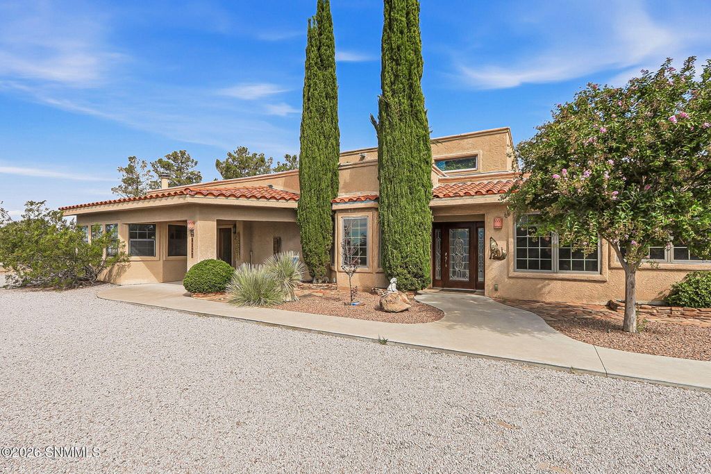 4107 Sotol Drive, Las Cruces, NM 88011