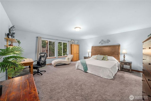 5901 45th Avenue Ct E, Tacoma, WA 98443