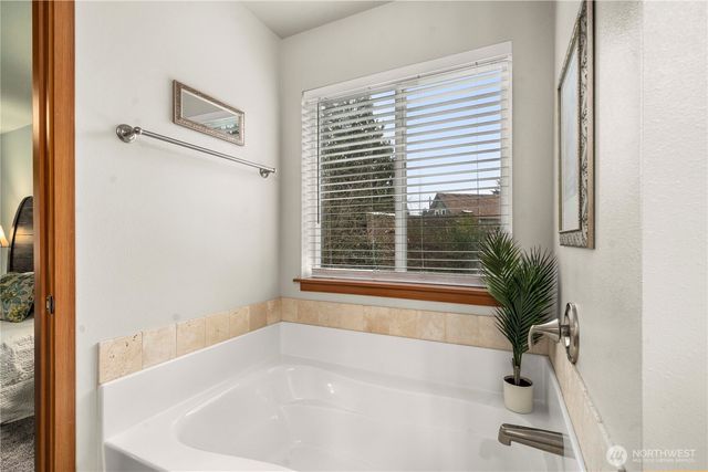 5901 45th Avenue Ct E, Tacoma, WA 98443