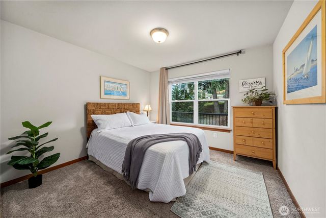 5901 45th Avenue Ct E, Tacoma, WA 98443