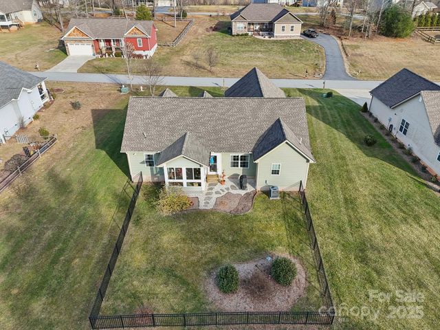 98 Asher Lane, Etowah, NC 28729