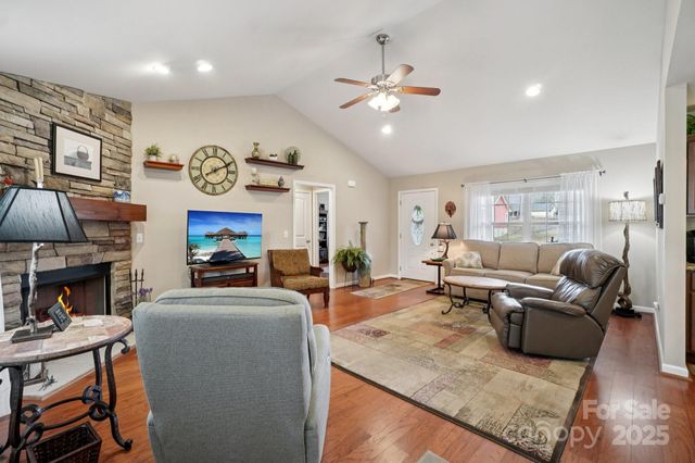 98 Asher Lane, Etowah, NC 28729