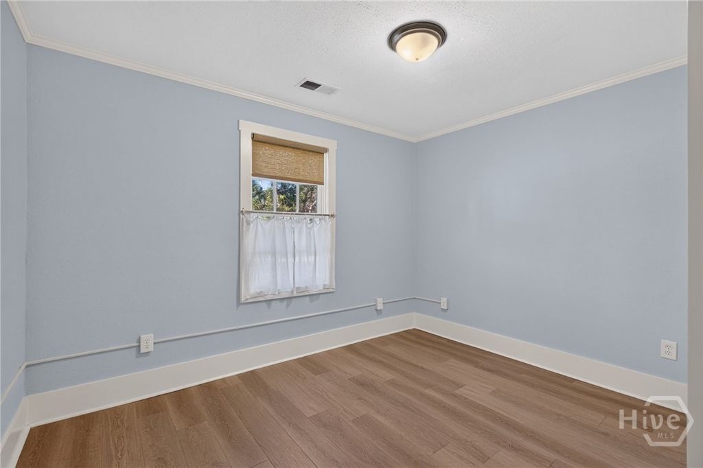 Image 19 of property listing at 304 9th Street, Tybee Island, GA 31328