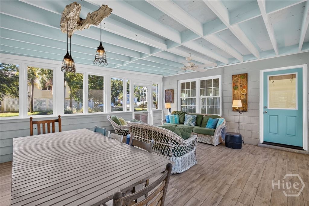 Image 32 of property listing at 304 9th Street, Tybee Island, GA 31328