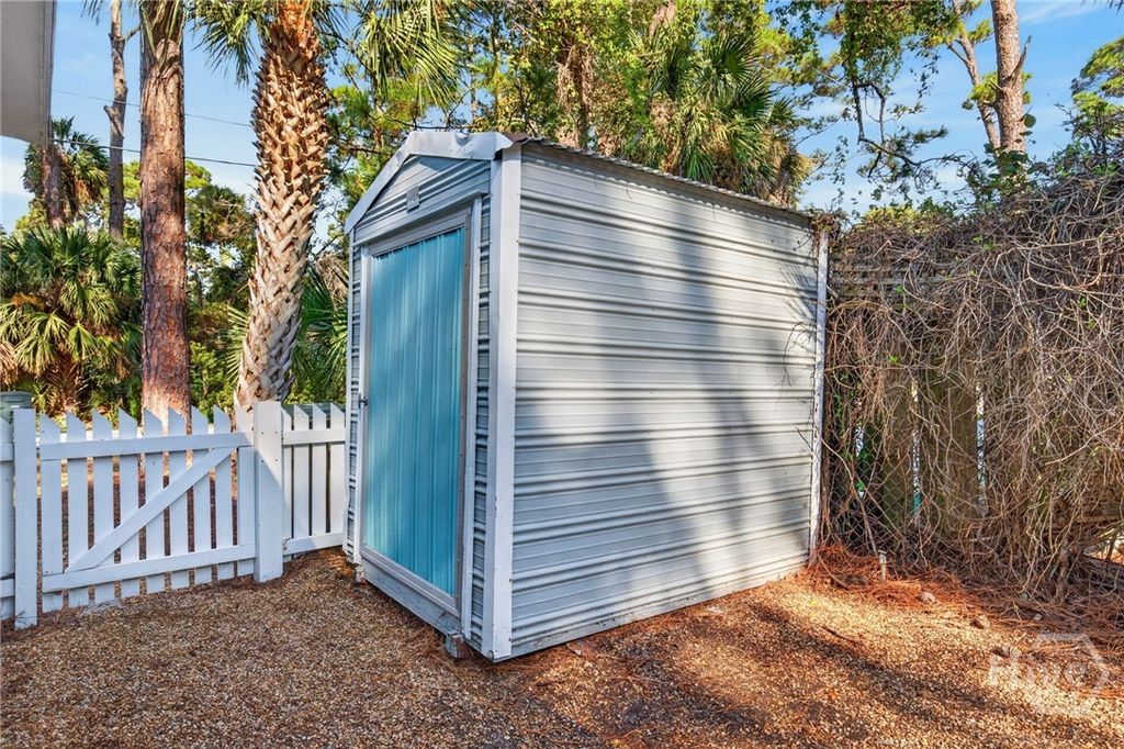 Image 39 of property listing at 304 9th Street, Tybee Island, GA 31328