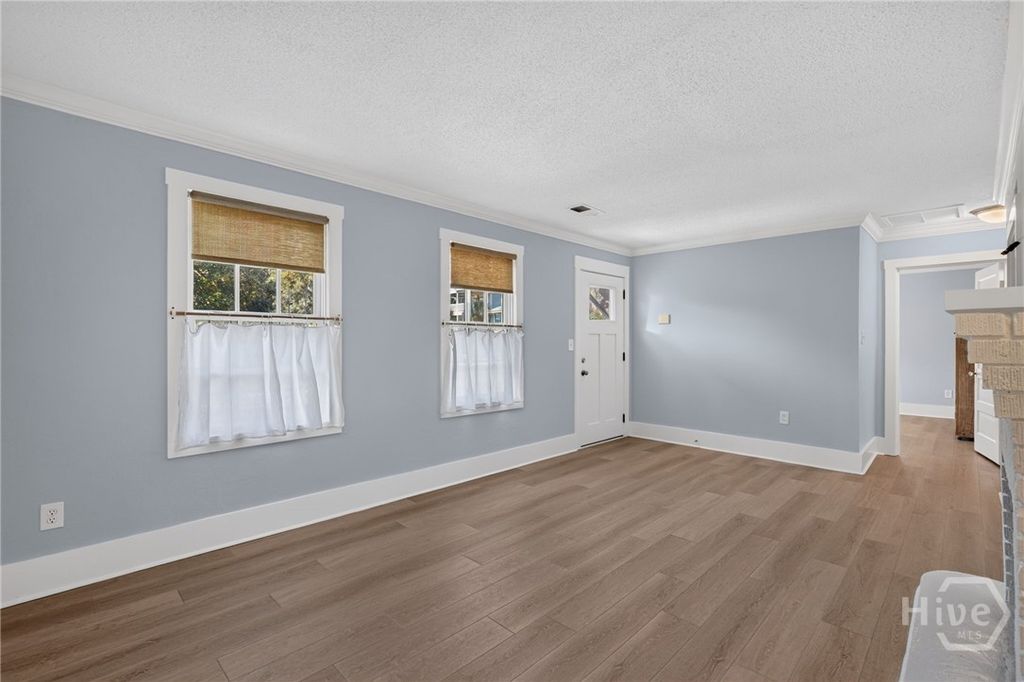 Image 5 of property listing at 304 9th Street, Tybee Island, GA 31328