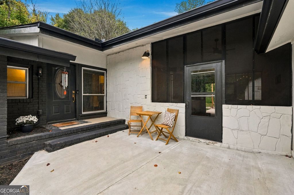 265 Brook Drive, Sandy Springs, GA 30328 — photo 2