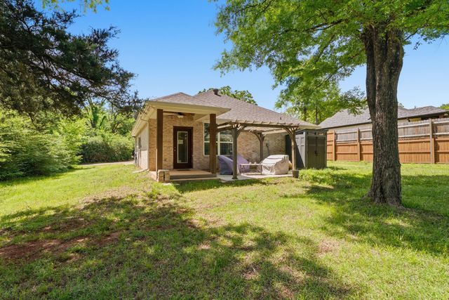 317 Brentwood Drive, Bullard, TX 75757
