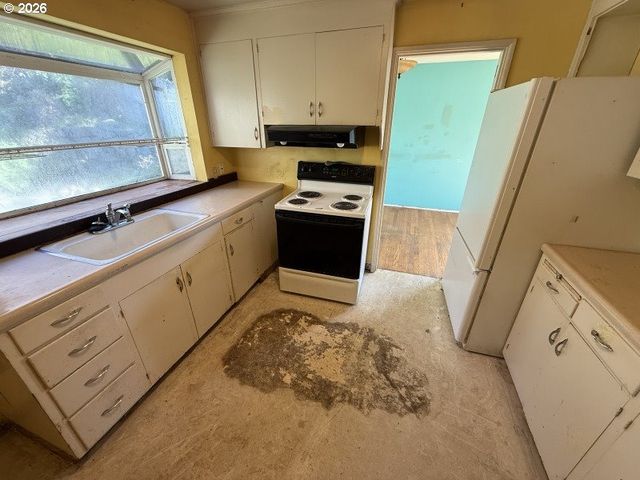 398 ATLANTIC St, Astoria, OR 97103