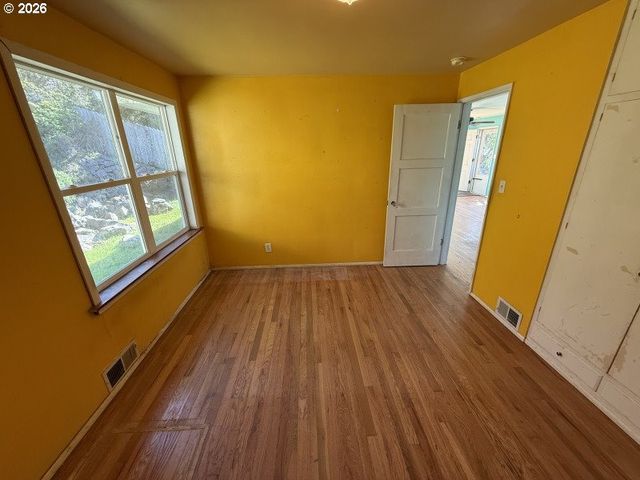 398 ATLANTIC St, Astoria, OR 97103