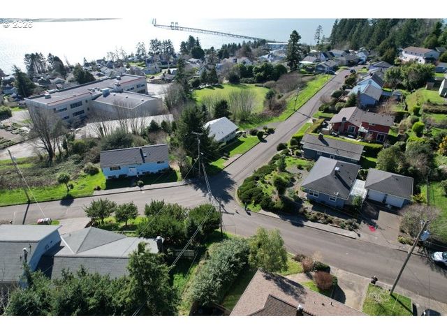 398 ATLANTIC St, Astoria, OR 97103