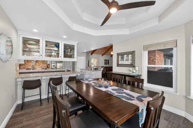 3013 Hillcrest Court, Madera, CA 93637