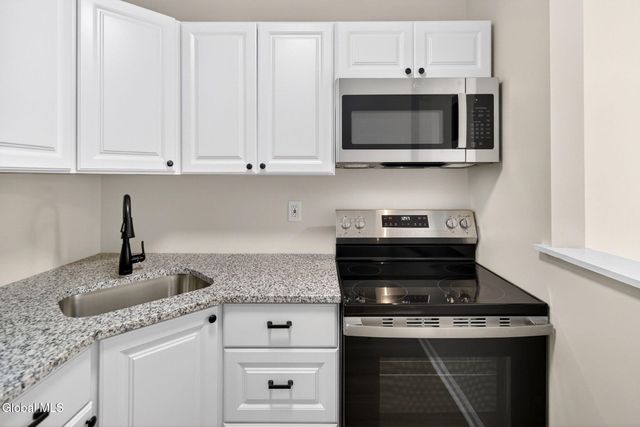 13 Sligo Street, Albany, NY 12209