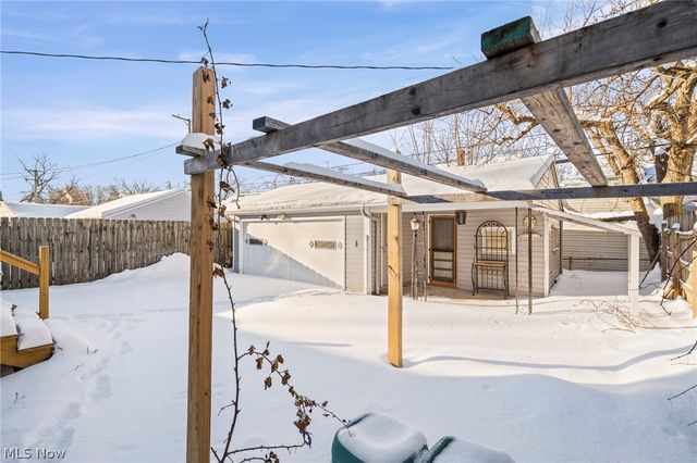 3276 W 130th, Cleveland, OH 44111