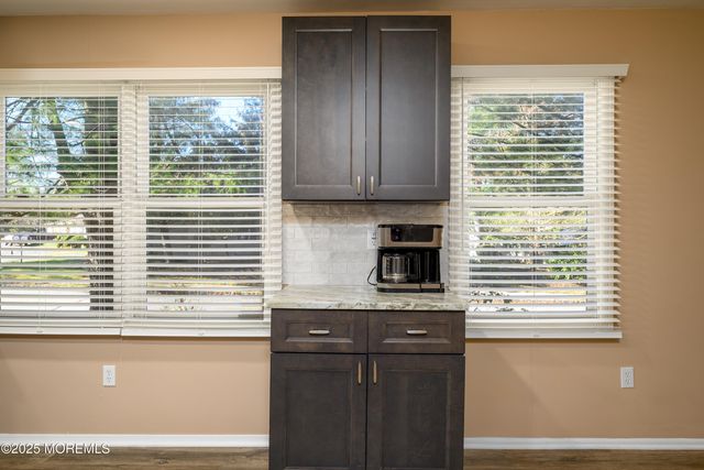 233 Cloverdale Drive, Lakewood, NJ 08701