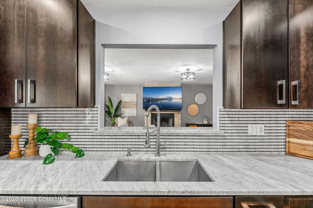 626 Sugarwood Way, Melbourne, FL 32940