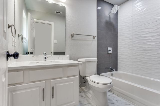 4728 Lawrence Lane, Plano, TX 75093