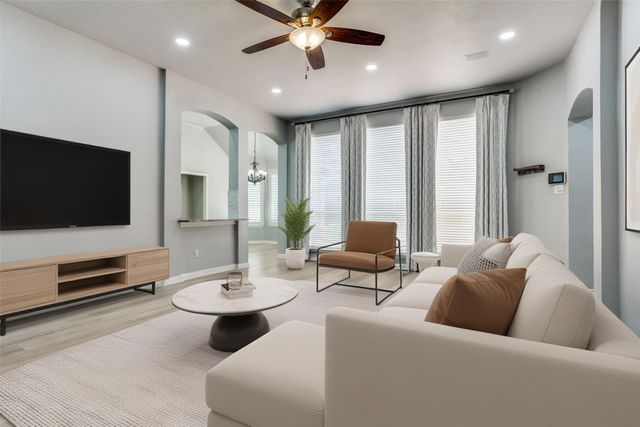 4728 Lawrence Lane, Plano, TX 75093