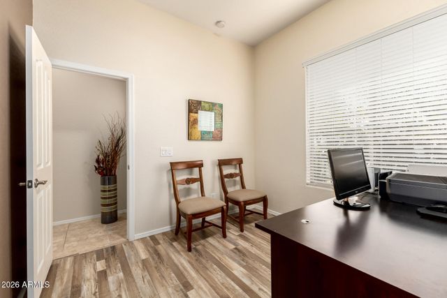 279 W BLUE LAGOON Drive, Casa Grande, AZ 85122