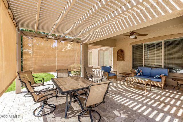 279 W BLUE LAGOON Drive, Casa Grande, AZ 85122