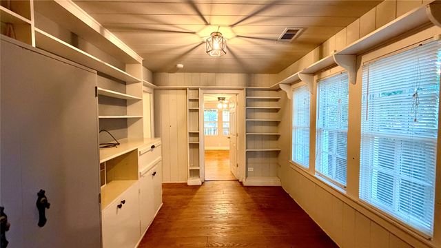 313 Elm Drive, Terrell, TX 75160