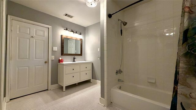 313 Elm Drive, Terrell, TX 75160