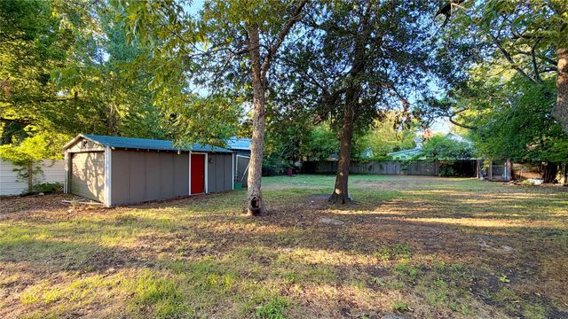 313 Elm Drive, Terrell, TX 75160