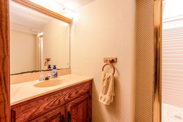 14115 Rockford Rd, Plymouth, MN 55447